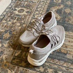 Skechers sport arch comfort sneaker